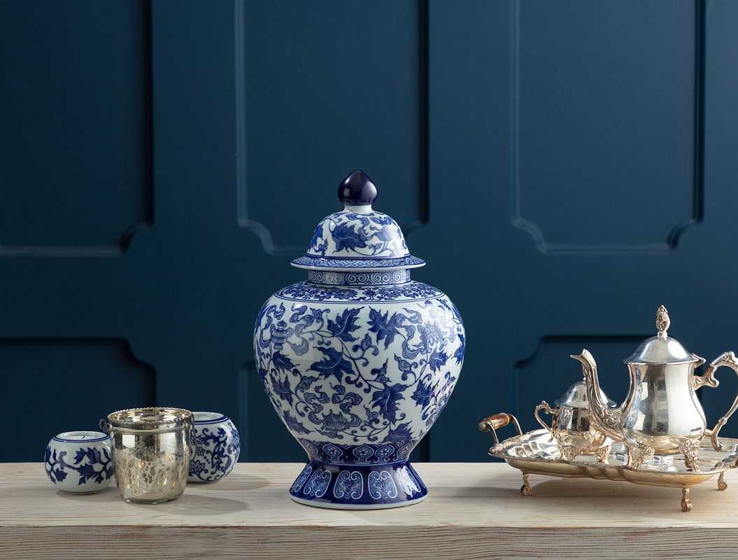 Ваза с крышкой Pau 20x20x32,5 см. 