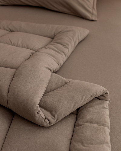 Комплект постельного белья двуспальный Bobigny с одеялом-покрывалом 160x200 см