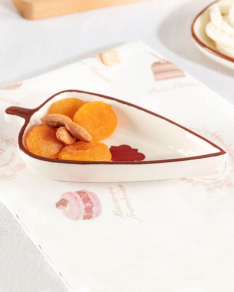 Блюдо керамическое Vie Oiseau Serving Plateevie Rouge Family 14 см - бело-красный