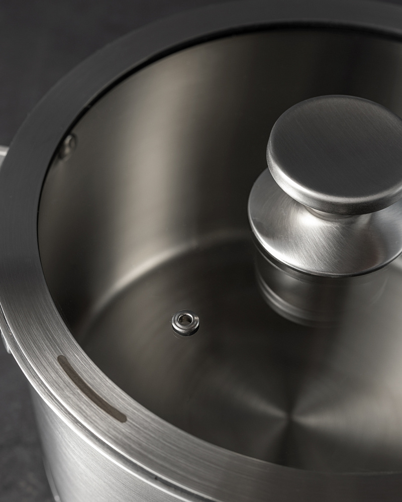 Кастрюля Raye с крышкой 24x14,5 см. - нержавеющая сталь