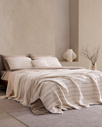 Подарочный комплект постельного белья двуспальный Marguerite с покрывалом 160x200 см, хлопок