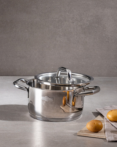 Кастрюля с крышкой Nova 1,8 л. - серебристая