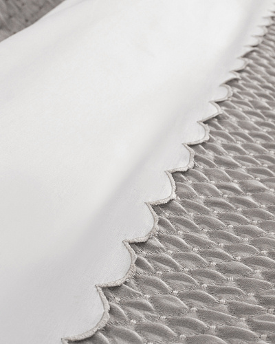 Подарочный комплект постельного белья евро Ludesse 260x280 см с одеялом и покрывалом, хлопок