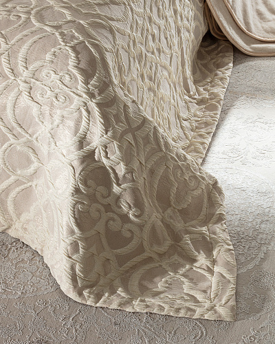 Подарочный комплект постельного белья евро Provins с покрывалом и пледом 240х250 см, хлопок