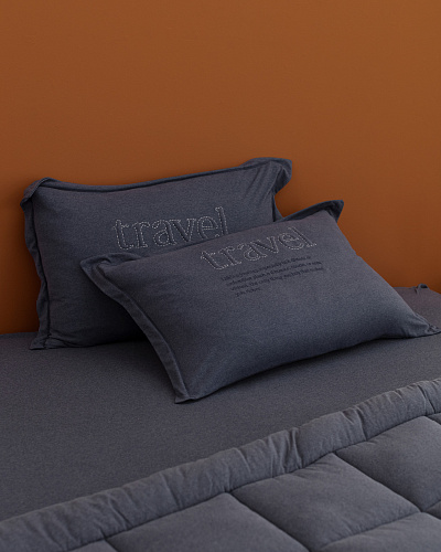 Комплект постельного белья двуспальный Bobigny с одеялом-покрывалом 160x200 см