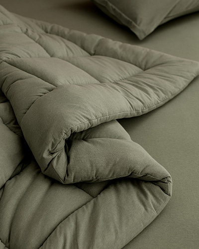 Комплект постельного белья двуспальный Bobigny с одеялом-покрывалом 160x200 см