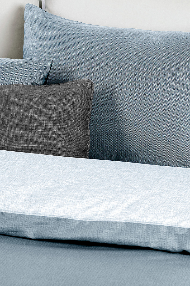 Комплект постельного белья семейный Odette с 2 пододеяльниками 240x260 см, хлопок