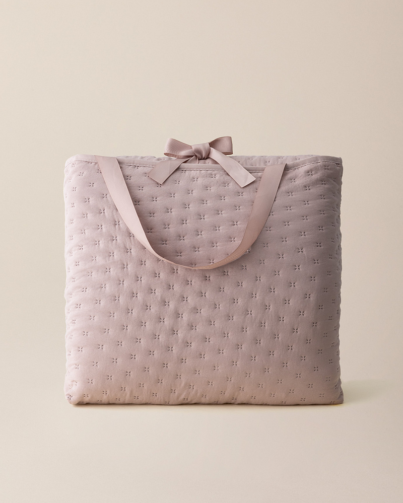 Комплект покрывало + 2 наволочки Rennes 250x260 см, - розовый