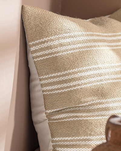 Декоративная наволочка Eze 45x45 см. - кремовая