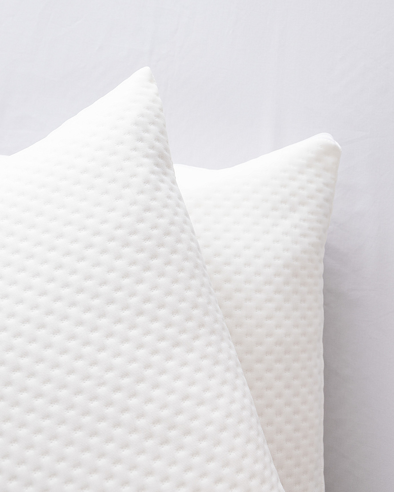 Комплект защитных чехлов для подушек Elicia из 2 шт., 50x70 см. - белый