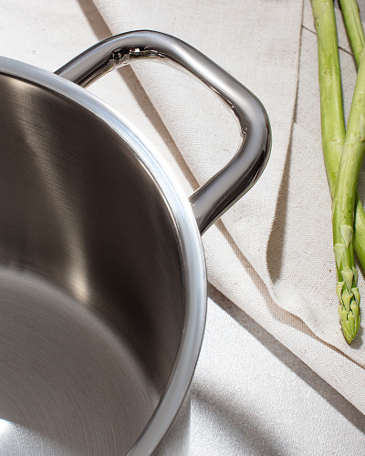 Кастрюля с крышкой Nova 3,4 л - серебристая