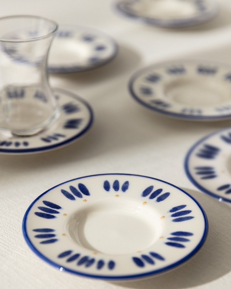 Набор фарфоровых чайных блюдец Luxe Ligne из 6 шт., 13x13 см - синий