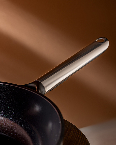 Сковорода Freya с крышкой 28x7 см, - алюминий