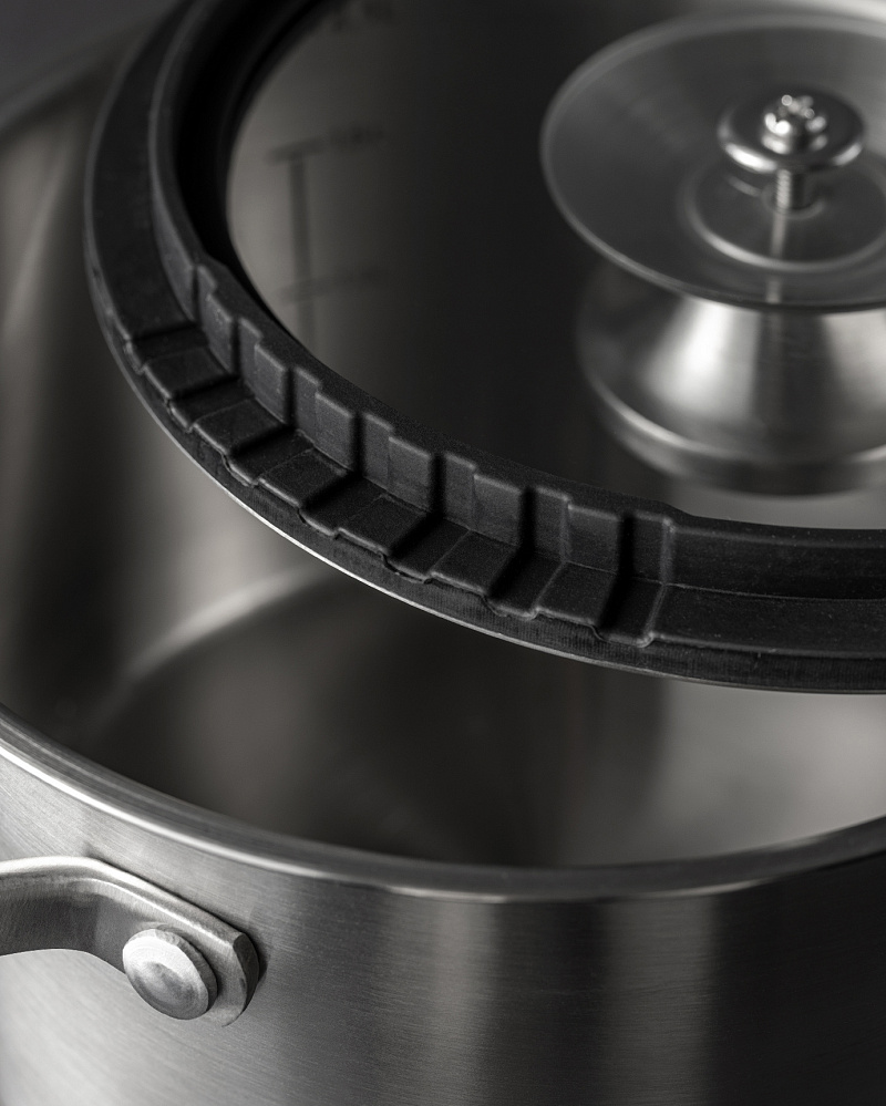 Кастрюля Raye с крышкой 16x10,5 см. - нержавеющая сталь