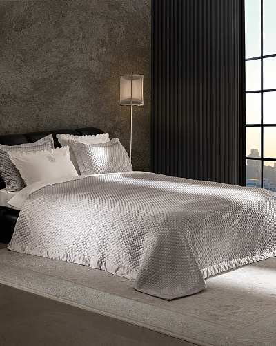 Подарочный комплект постельного белья евро Ludesse 260x280 см с одеялом и покрывалом, хлопок