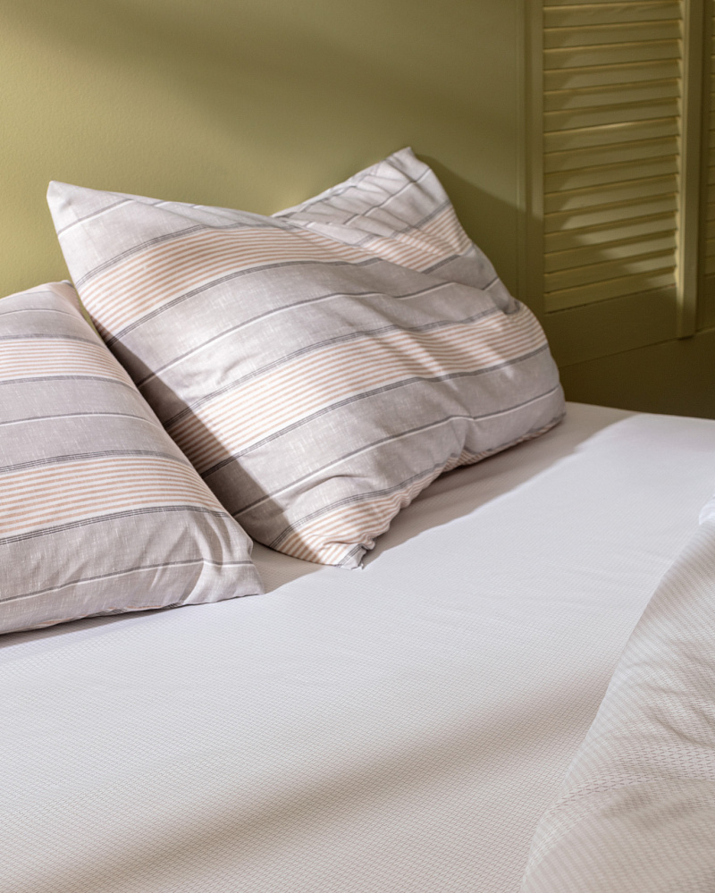 Комплект постельного белья двуспальный Marc с притом 240x260 см