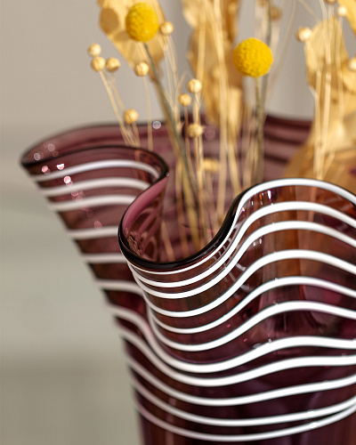 Стеклянная ваза ручной работы Honfleur 25x25 см. - сливовая