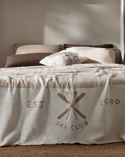 Покрывало полуторасплаьное Cluny 200x220 см. - бежевое