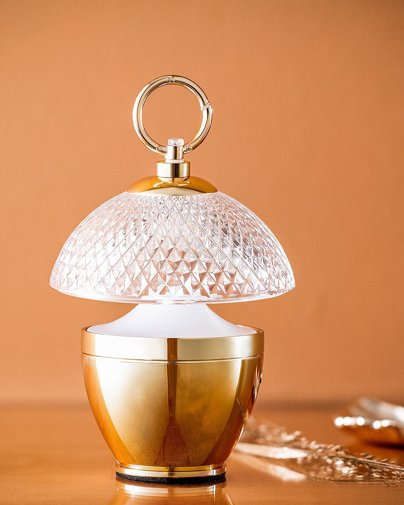 Светильник Bern 11x11x17 см - золотой