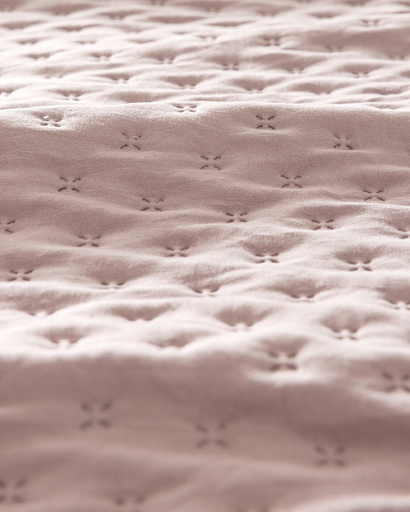 Комплект покрывало + 2 наволочки Rennes 250x260 см, - розовый