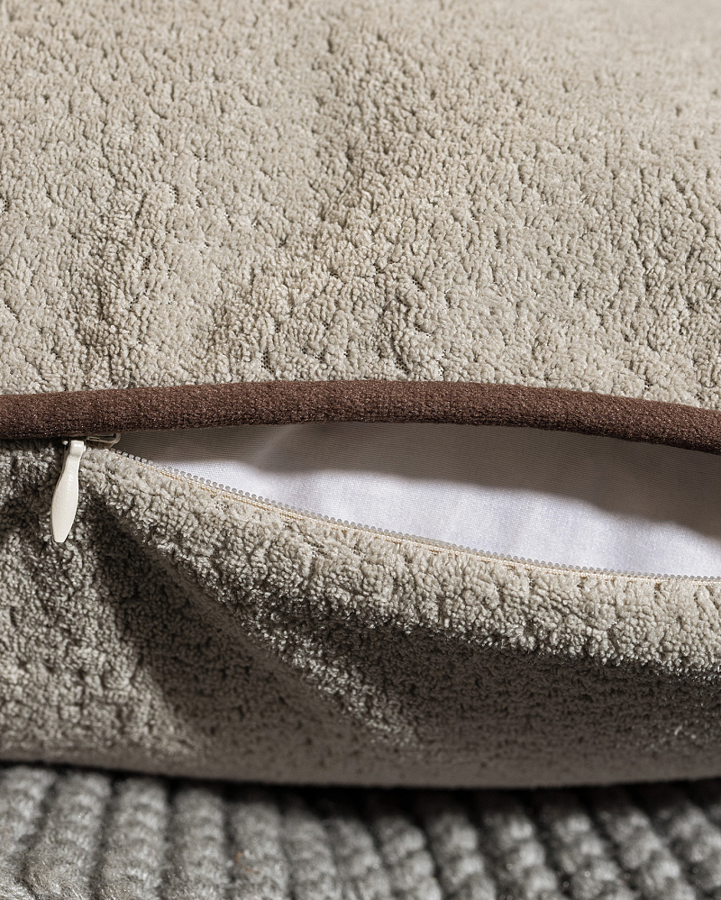 Декоративная наволочка Melay 43x43 см. - серая