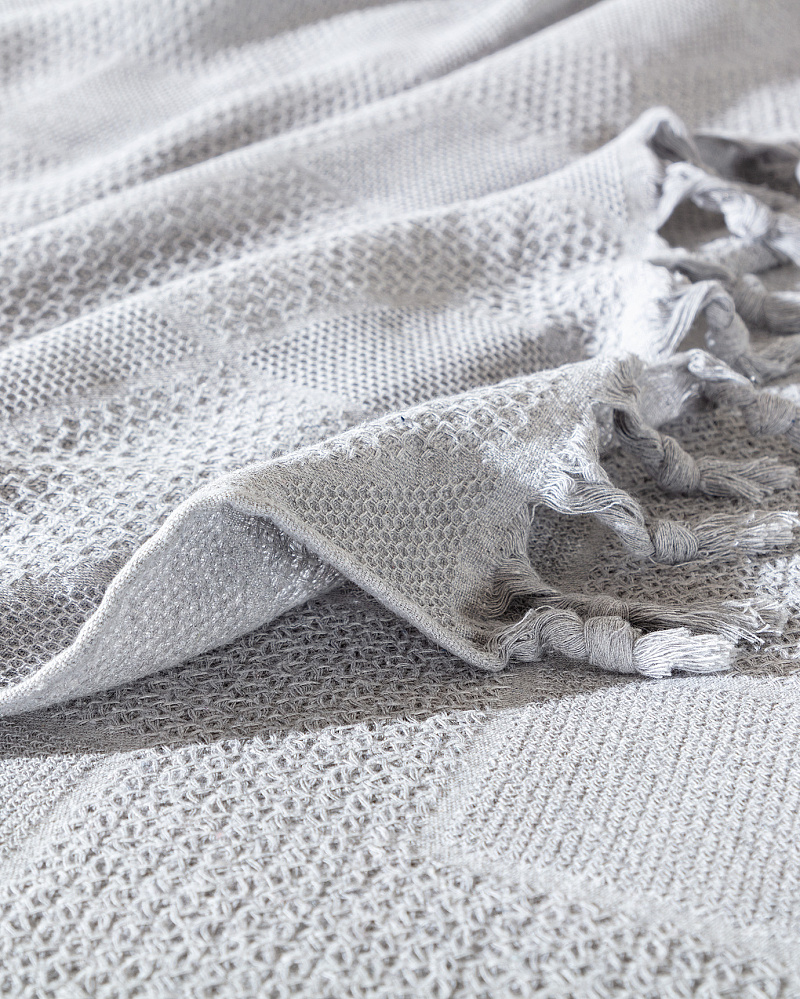 Покрывало двуспальное Basıle 200x220 см. - светло-серое