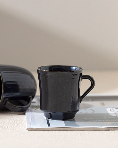 Фарфоровая кружка Bella 185мл - темно-синяя