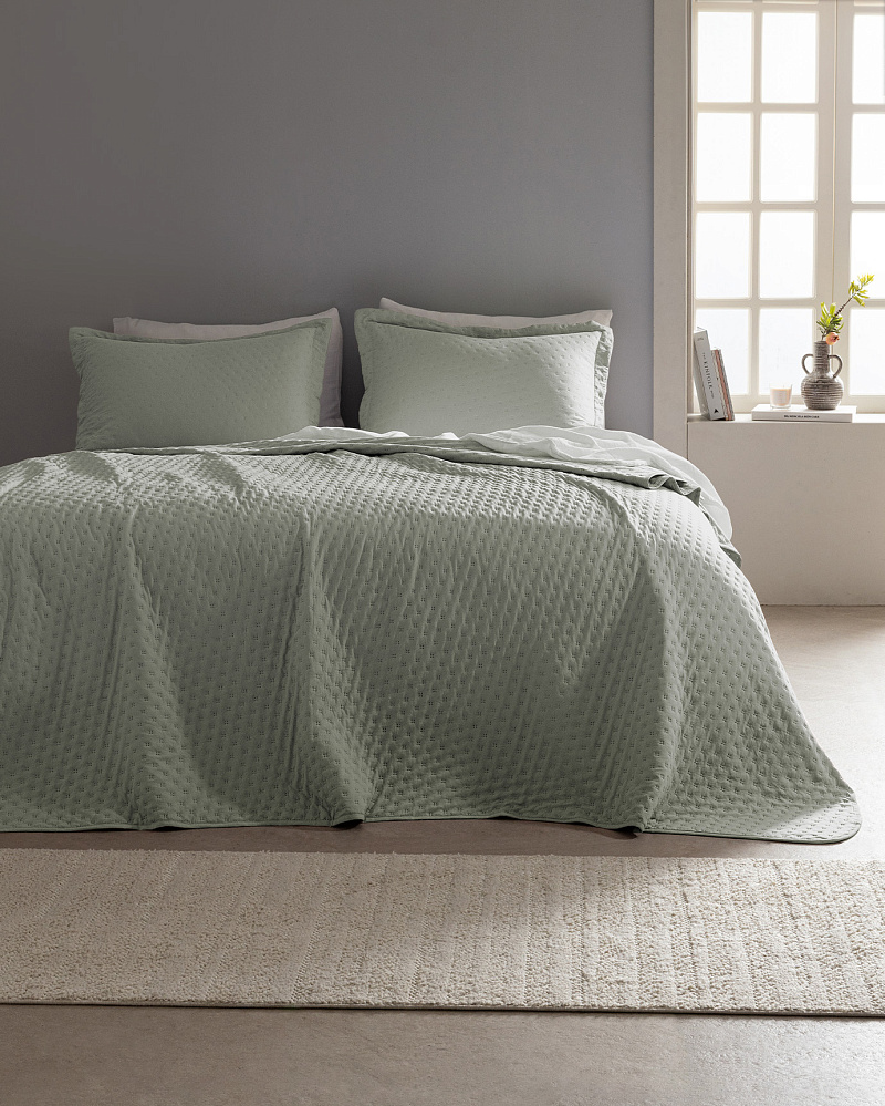 Комплект покрывало + 2 наволочки Rennes 250x260 см