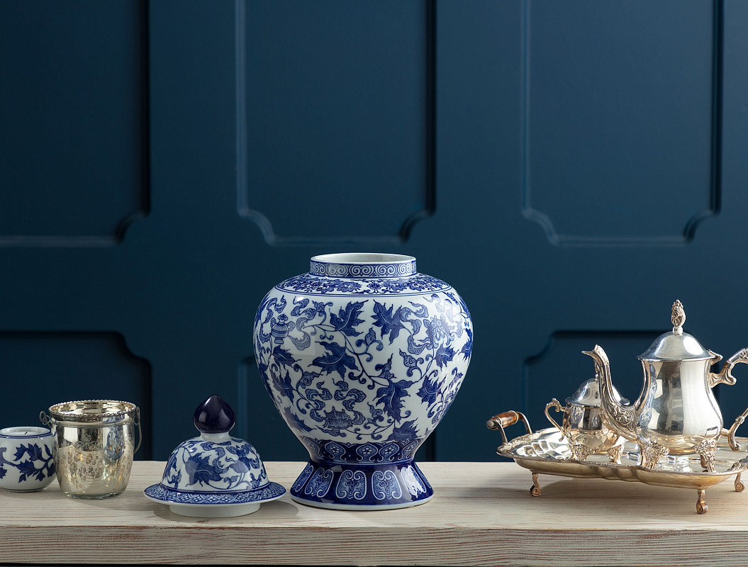 Ваза с крышкой Pau 20x20x32,5 см. 