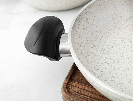 Набор из двух алюминиевых сковородок Gordes без крышек диаметр 16см + 20см - кремовый