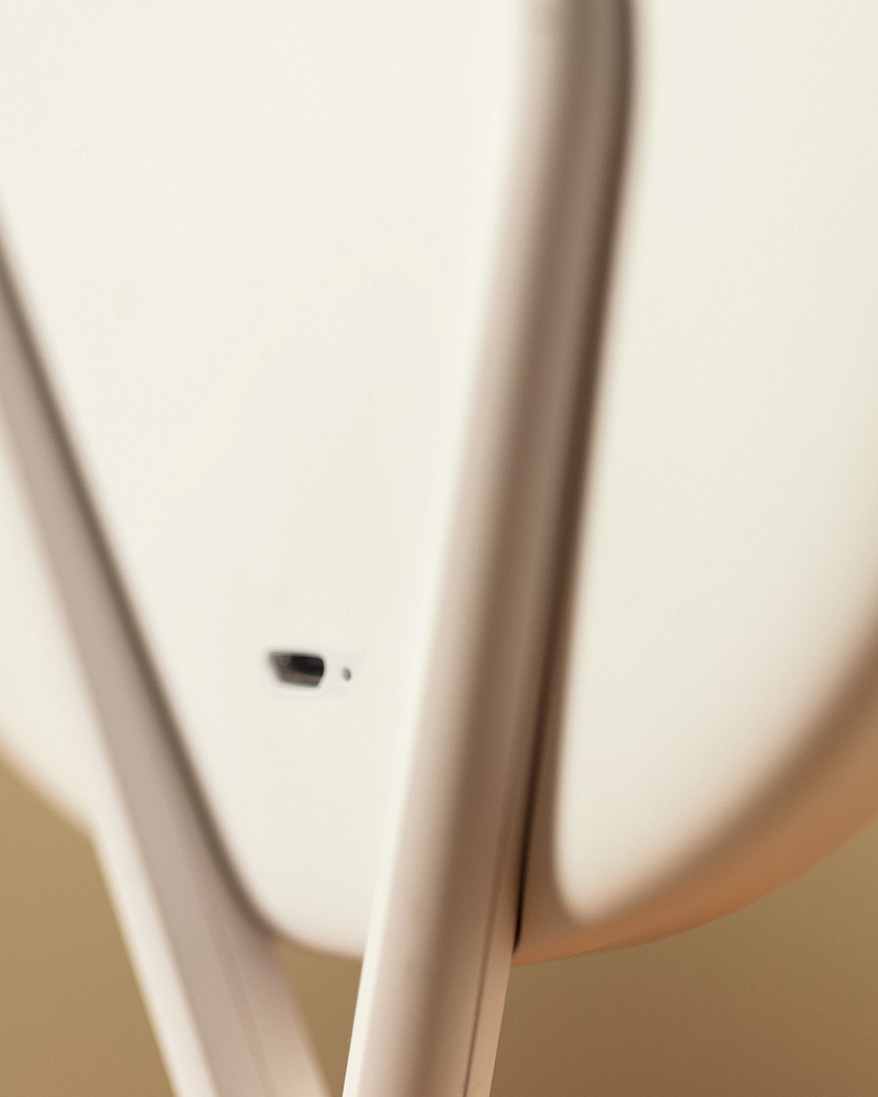 Зеркало Cabeza на ножке с подсветкой 21x9x34 см, - пластик, стекло