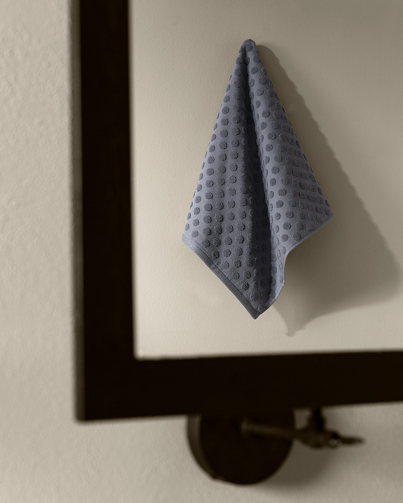 Полотенце для лица Polka Dot 50x76 см. - темно-голубое
