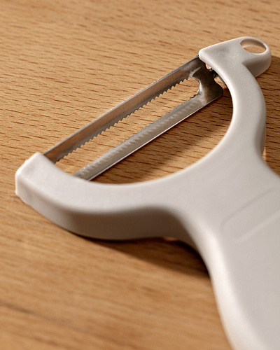 Овощечистка Cardia 12,1x7x10,4 см. - серая