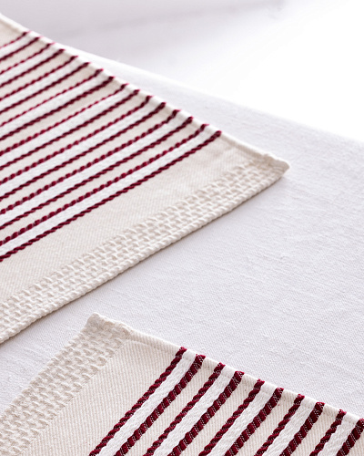 Набор сервировочных ковриков Ronnet из 2 шт., 45x35 см. - бежевый / красный